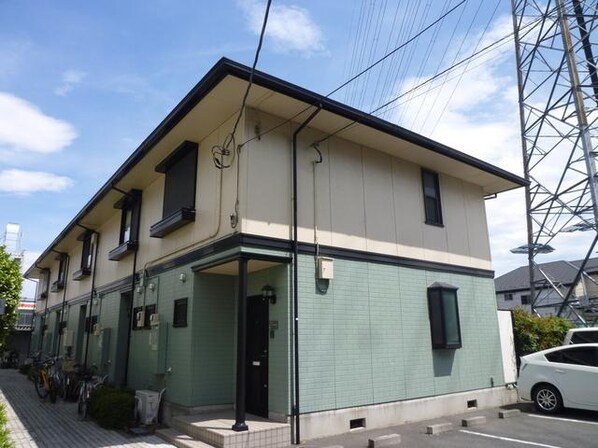 エバーグリーンAの物件外観写真